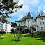 Hotel Bleues Caroline 3*