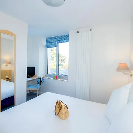 Bleues Caroline Otel