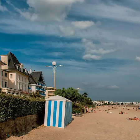 Otel Bleues Caroline La Baule