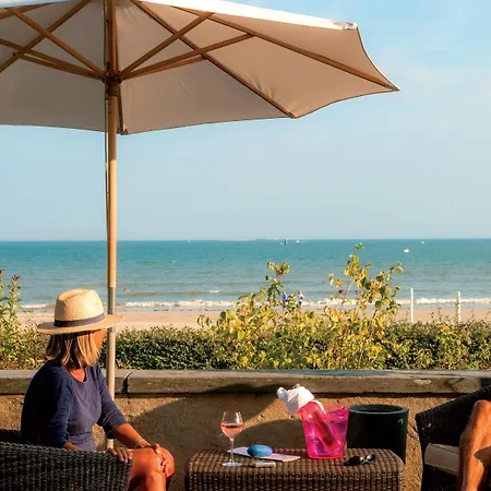 Bleues Caroline Otel La Baule
