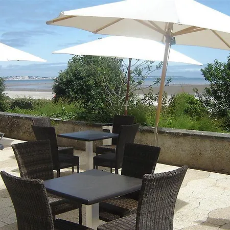 Bleues Caroline La Baule