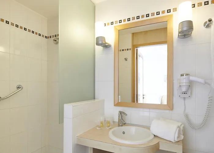 מלון Bleues Caroline